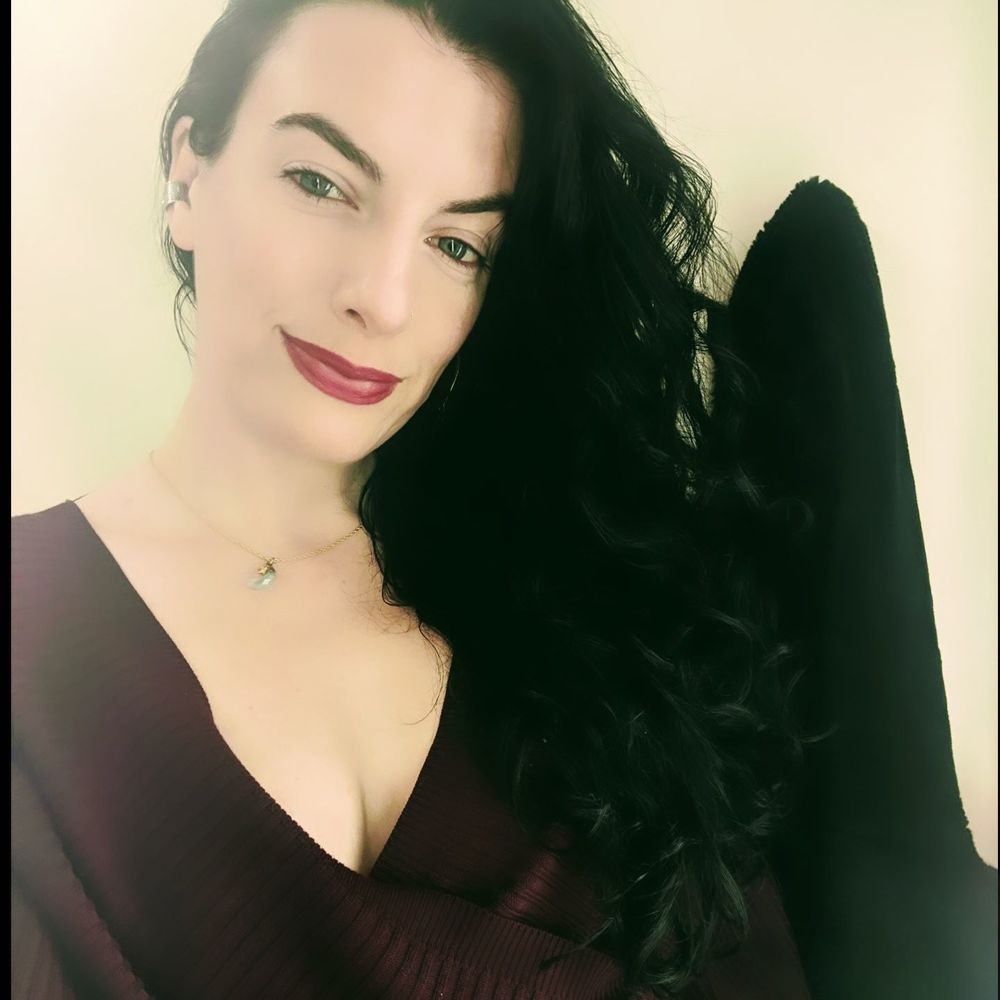 Meet your Posher, Nicolle